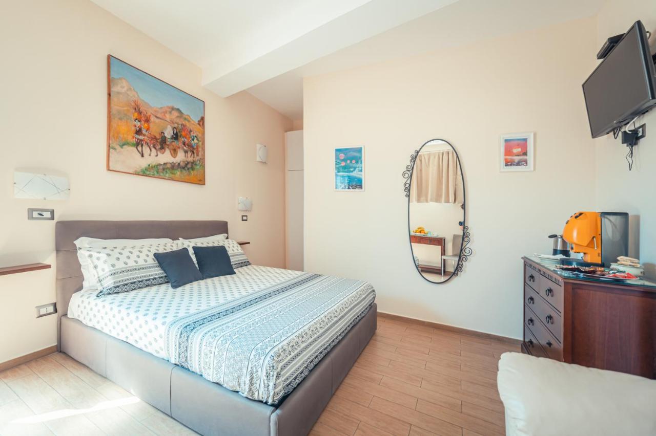 타오르미나 Elegant R&B Floridia B&B 외부 사진
